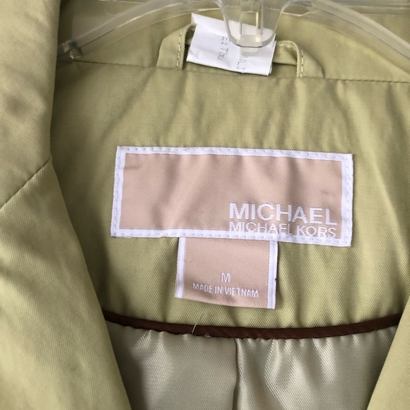 Like new - worn a few times! Offers welcomed! - Picture 2 of 4